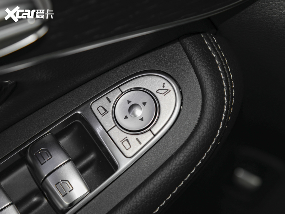 2022YGLCCoupe(M) Ŀ GLC 300 4MATIC ISUV