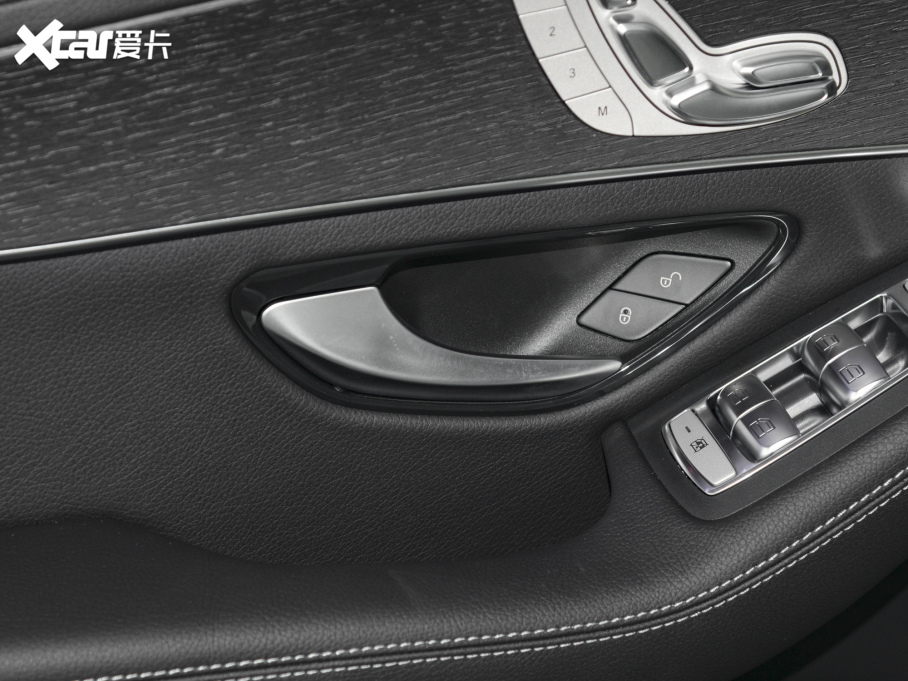 2022YGLCCoupe(M(jn)) Ŀ GLC 300 4MATIC ISUV