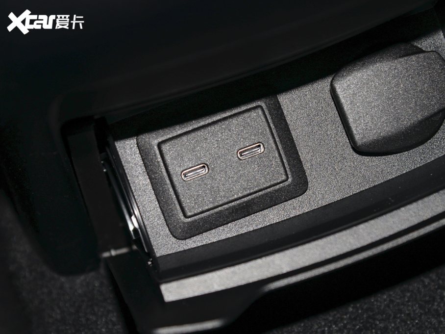 2022YGLCCoupe(M) Ŀ GLC 300 4MATIC ISUV