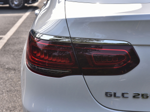 2022GLC 260 4MATIC ISUV (x)(ji)^