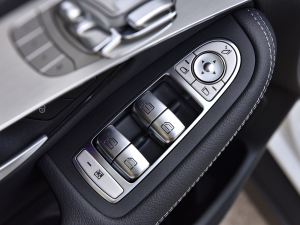 2022GLC 260 4MATIC ISUV {܇ƅ^	