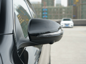 2022Ŀ GLC 260 4MATIC ISUV ^