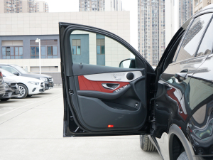 2022Ŀ GLC 260 4MATIC ISUV {λ܇T