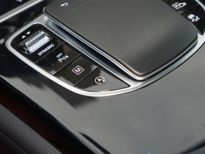 2022Ŀ GLC 260 4MATIC ISUV п؅^(q)