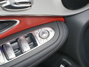 2022Ŀ GLC 260 4MATIC ISUV п؅^