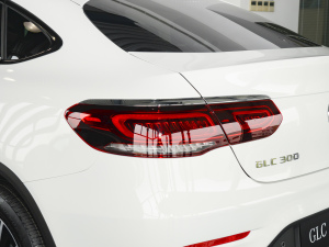 2022Ŀ GLC 300 4MATIC ISUV β