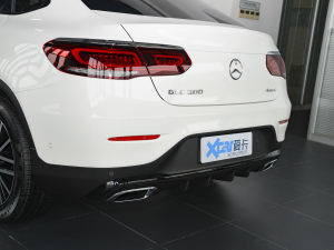 2022Ŀ GLC 300 4MATIC ISUV ^