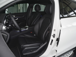 2022Ŀ GLC 300 4MATIC ISUV {