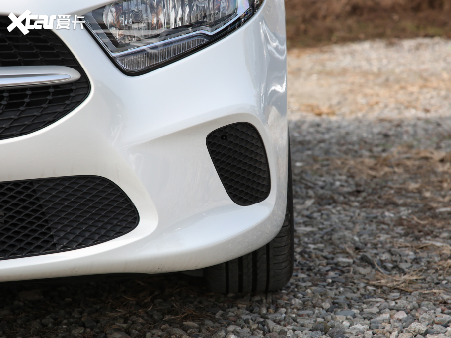 2022��YA��(�M��) A 180