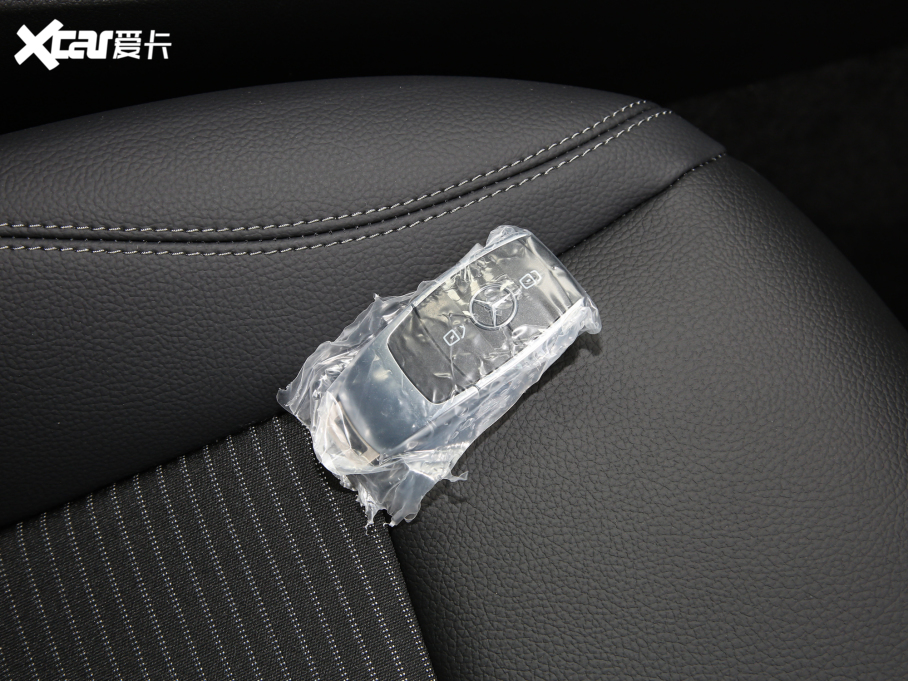 2022��YA��(�M��) A 180