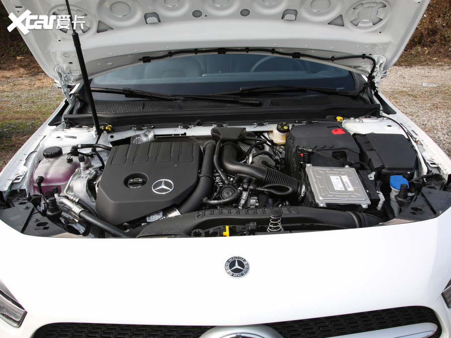 2022��YA��(�M��) A 180