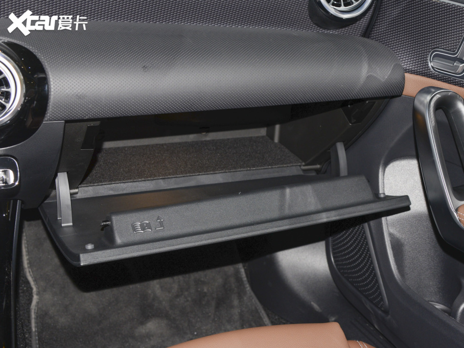 2022��YA��(�M��) A 200 �r����