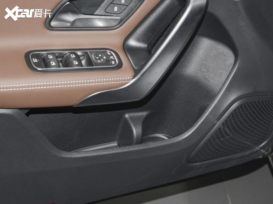 2022YA(M) A 200 r