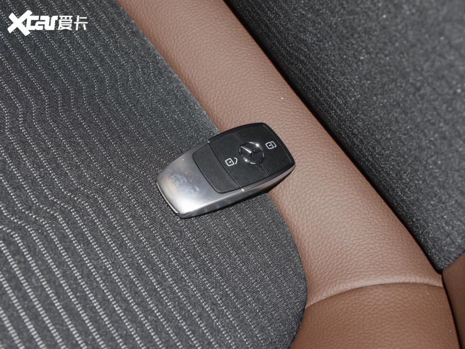 2022YA(M) A 200 r