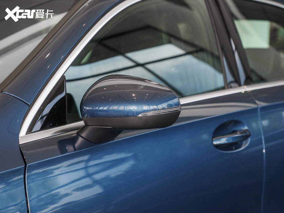 2022款奔驰A级(进口) 改款 A 200 动感型