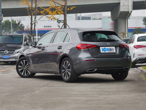 2022款A 200 动感型 整体外观