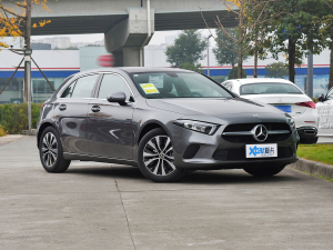 2022款A 200 动感型 整体外观