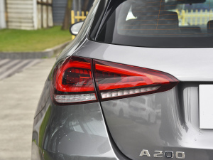 2022款A 200 动感型 细节外观