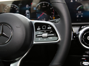 2022A(y) 180 п؅^(q)