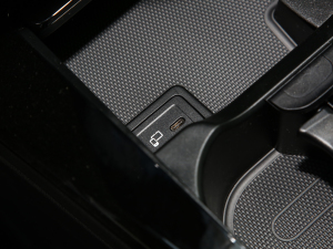 2022A(y) 180 п؅^(q)