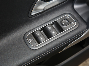 2022A(y) 180 п؅^(q)