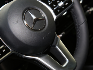 2022A(y) 180 п؅^(q)