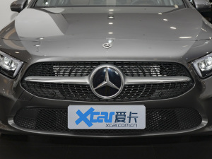 2022款A 200 时尚型 中网