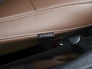 2022A 200 r п؅^(q)