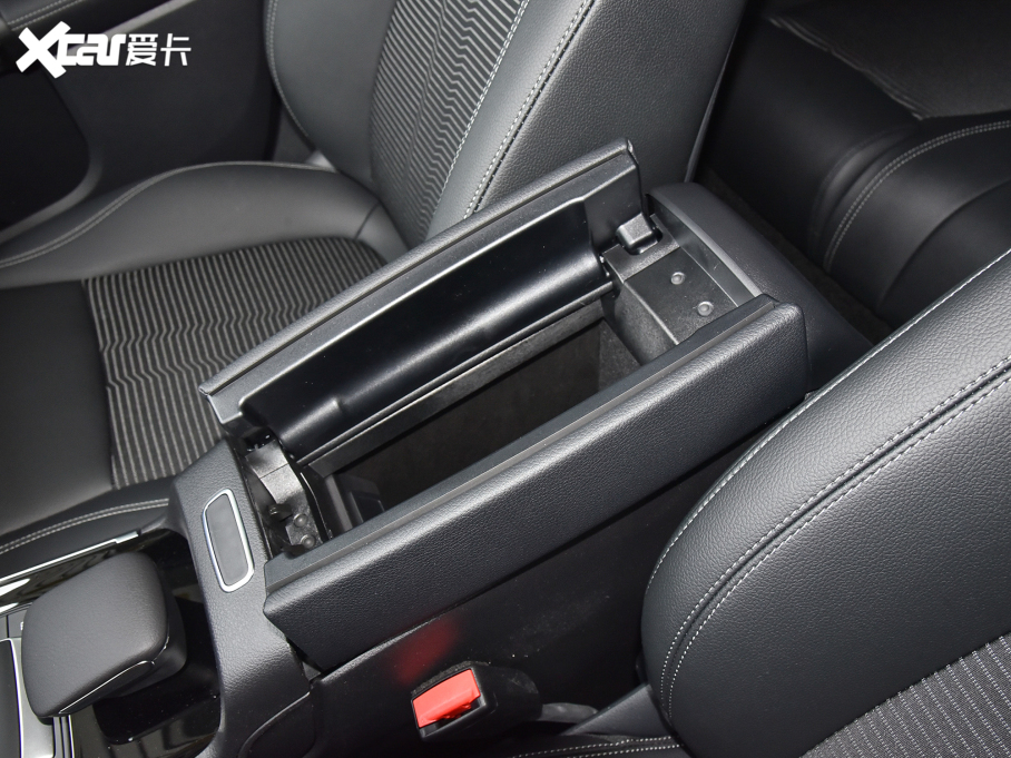 2022YB Ŀ B 200 Ӹ