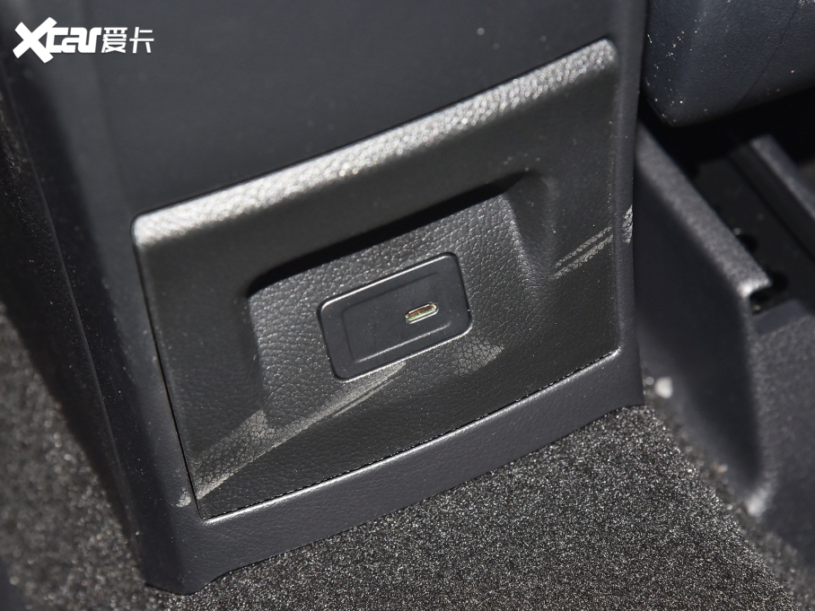 2022YB Ŀ B 200 Ӹ