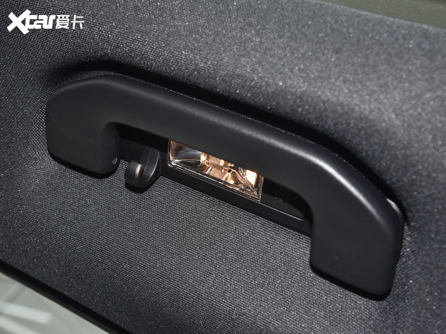 2022YB Ŀ B 200 Ӹ