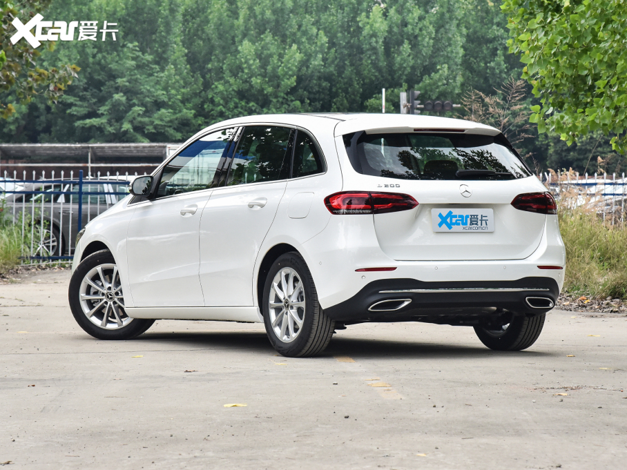 2022YB Ŀ B 200 r