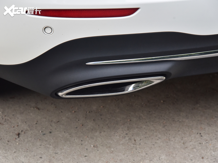 2022YB Ŀ B 200 r