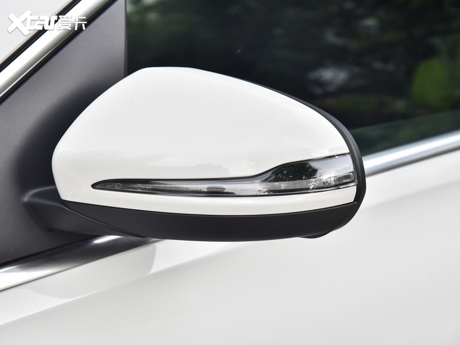 2022YB Ŀ B 200 r