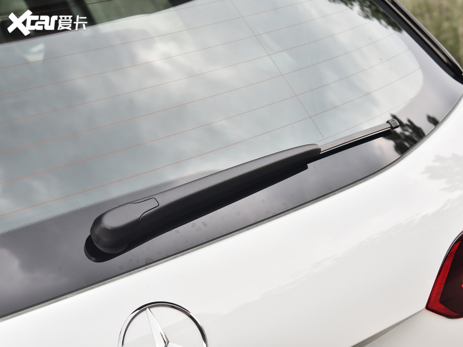 2022YB Ŀ B 200 r