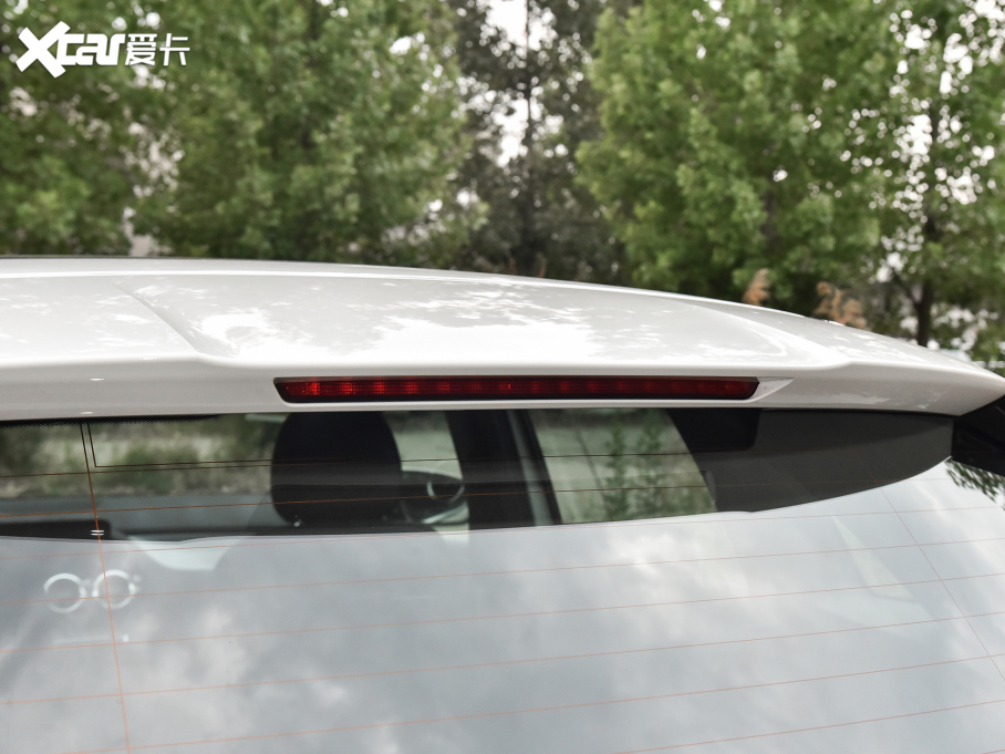 2022YB Ŀ B 200 r