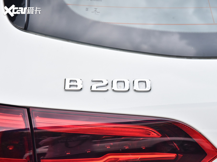 2022YB Ŀ B 200 r