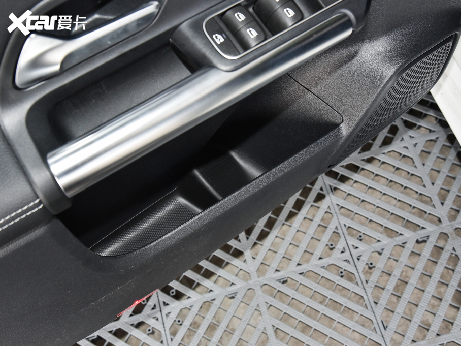 2022YB Ŀ B 200 r