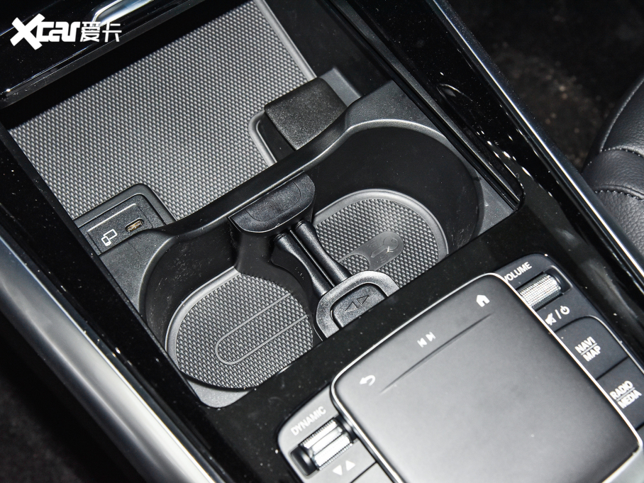 2022YB Ŀ B 200 r