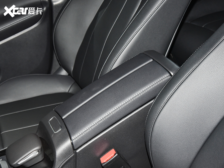 2022YB Ŀ B 200 r