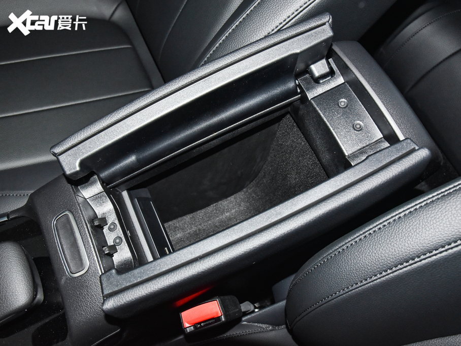 2022YB Ŀ B 200 r