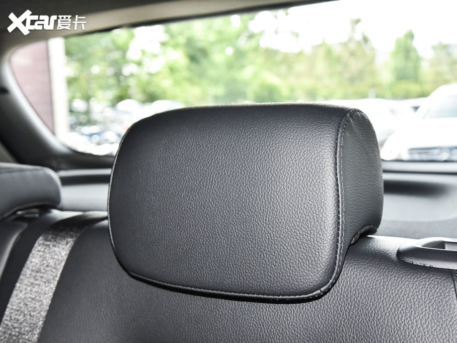 2022YB Ŀ B 200 r