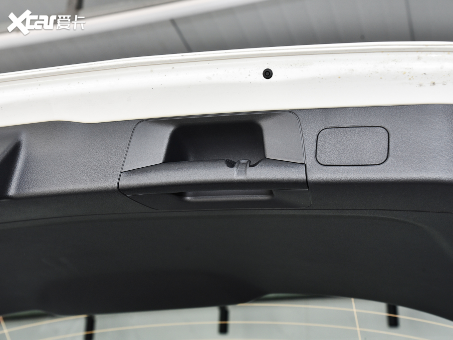 2022YB Ŀ B 200 r