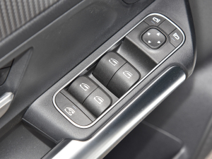 2022Ŀ B 200 Ӹ п؅^