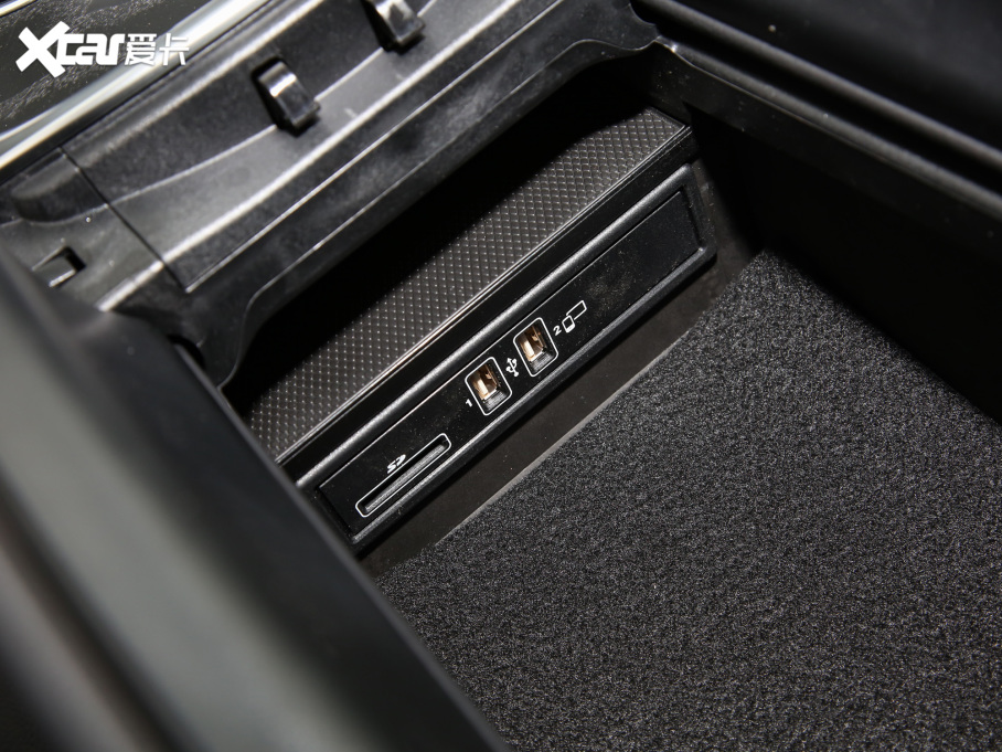 2022YCCoupe C 200 I܇