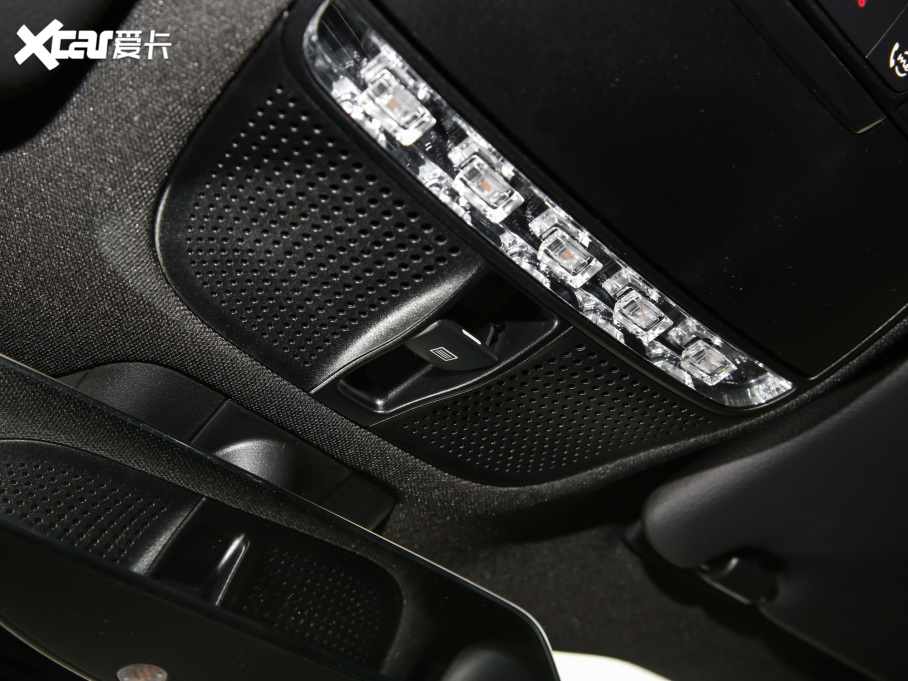 2022YCCoupe C 200 I܇