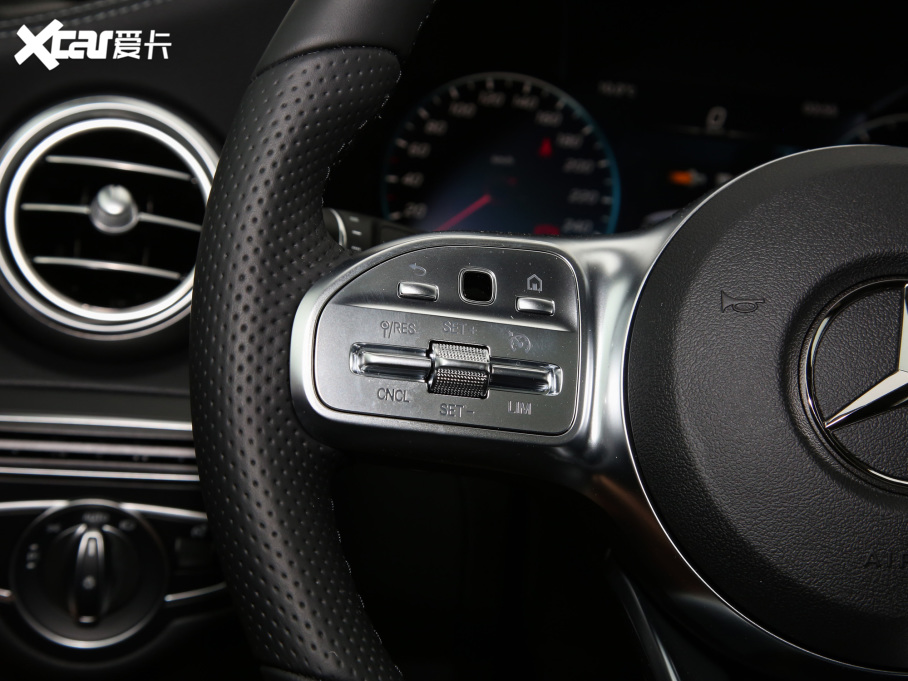 2022YC(j)Coupe C 200 I܇