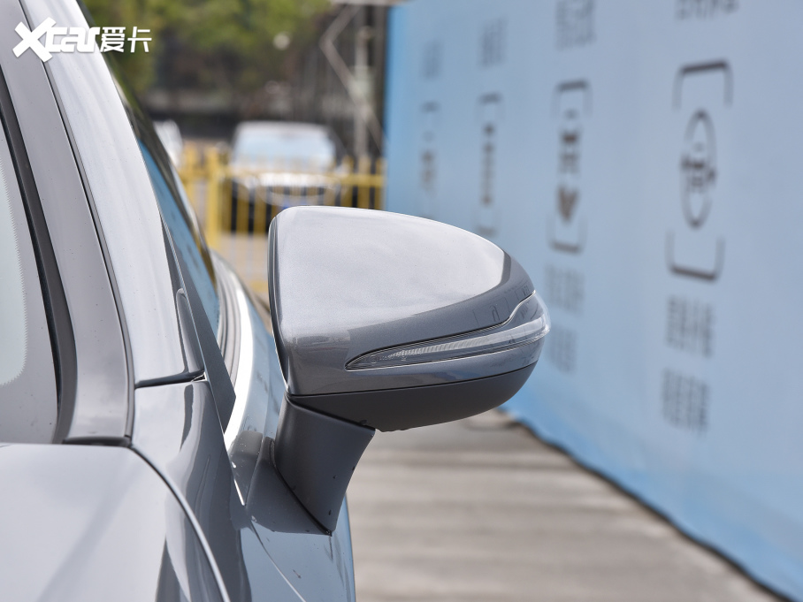 2022YCCoupe Ŀ C 200 I܇