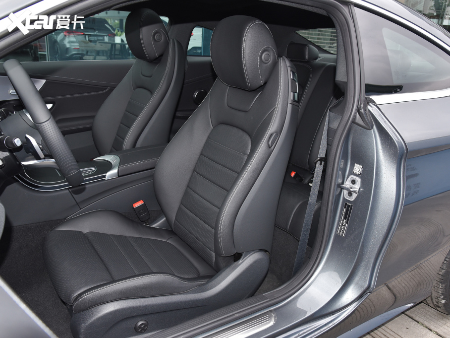 2022YCCoupe Ŀ C 200 I܇