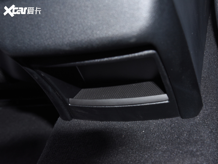 2022YCCoupe Ŀ C 200 I܇